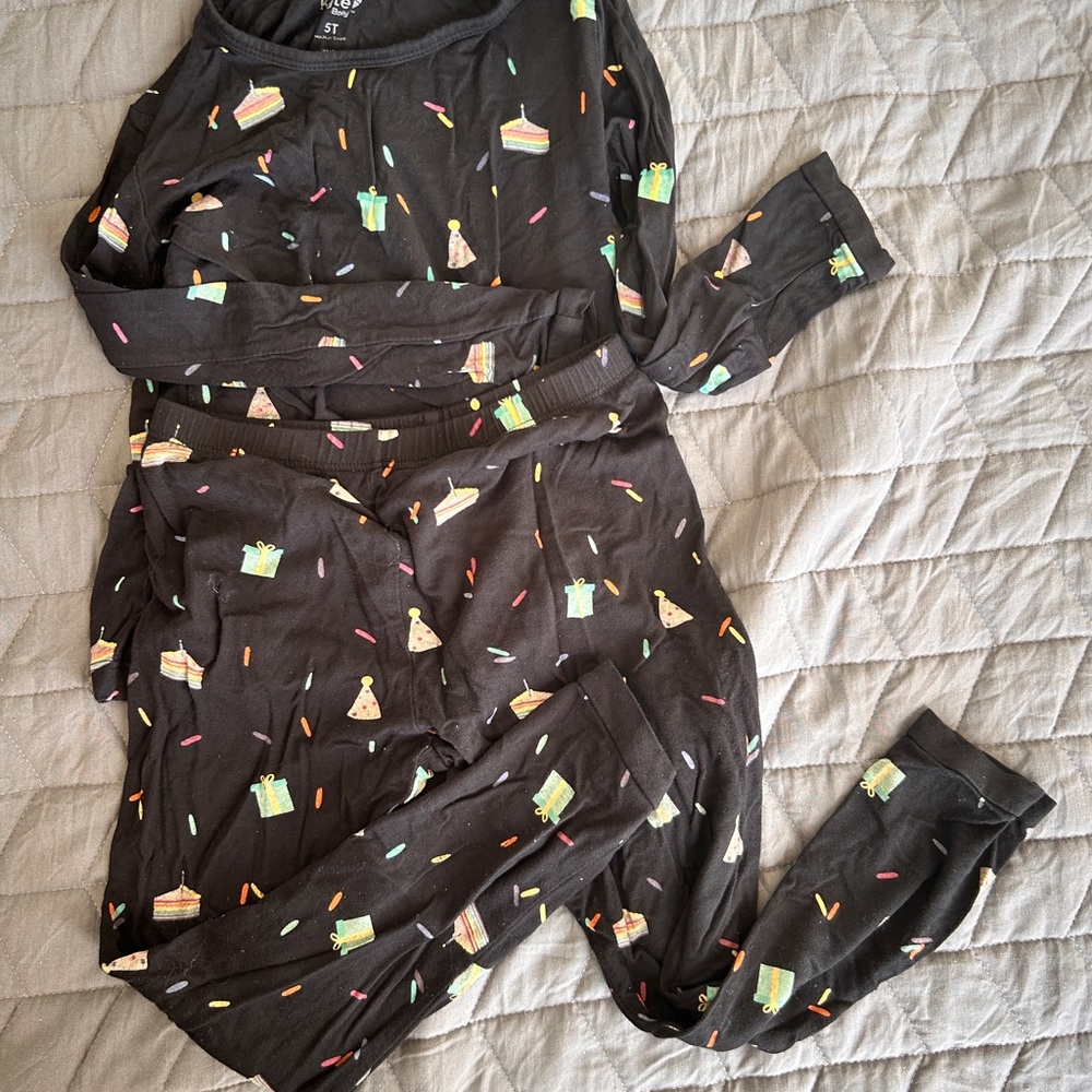 Kyte Baby Birthday Celebration Long Sleeve Pajamas